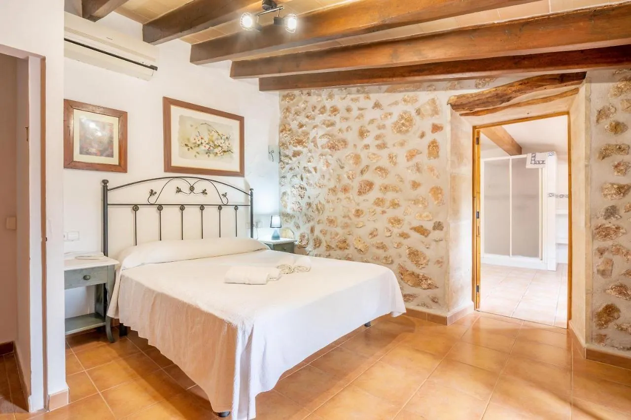 Can Pou Petit Pollenca Villa