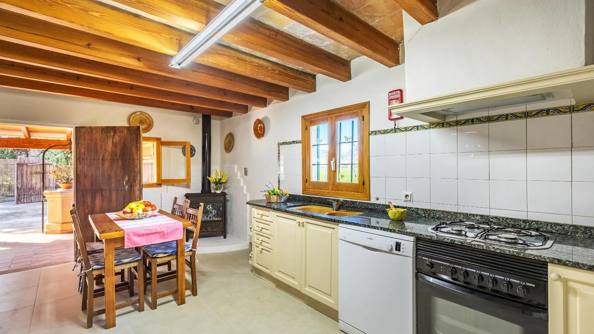 Can Pou Petit Pollenca Villa